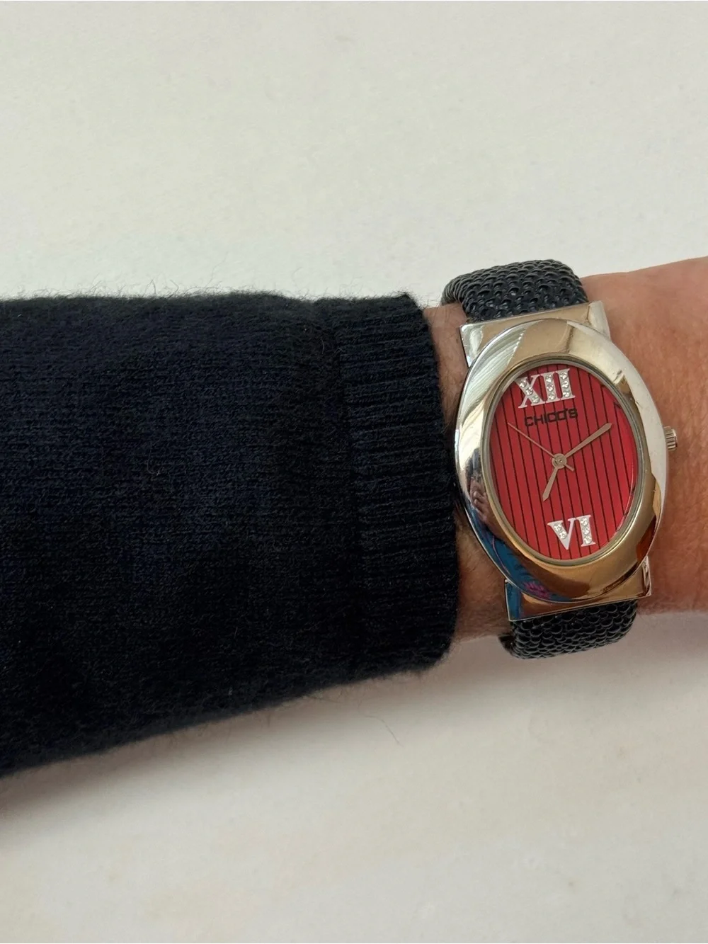 Vintage Chico's Red Dial Women's 6.25